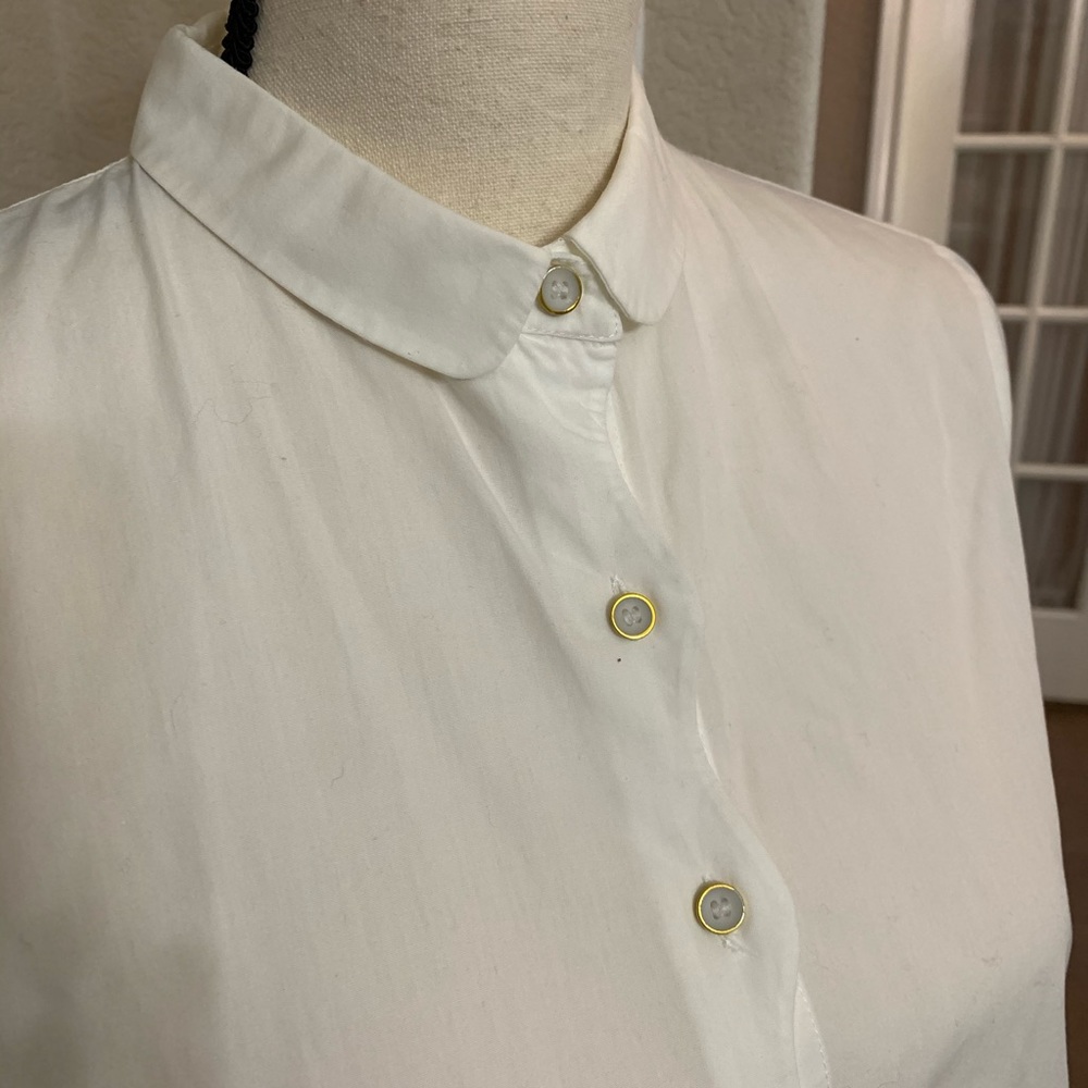 Zara Basic white button down long sleeve shirt. Size S